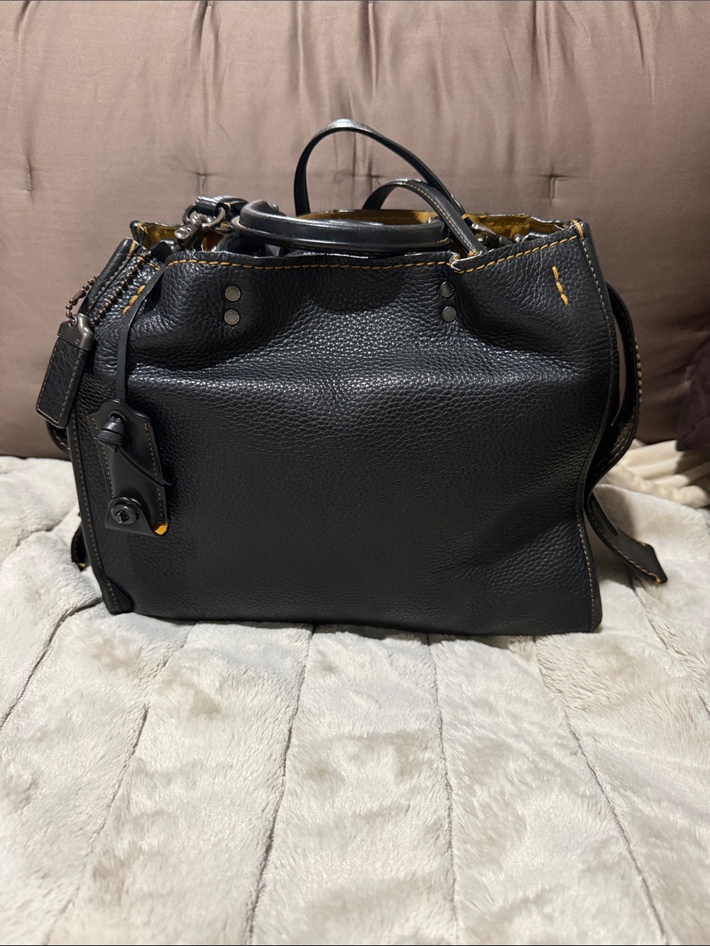 Coach Rouge 30 Pebble Leather 2024